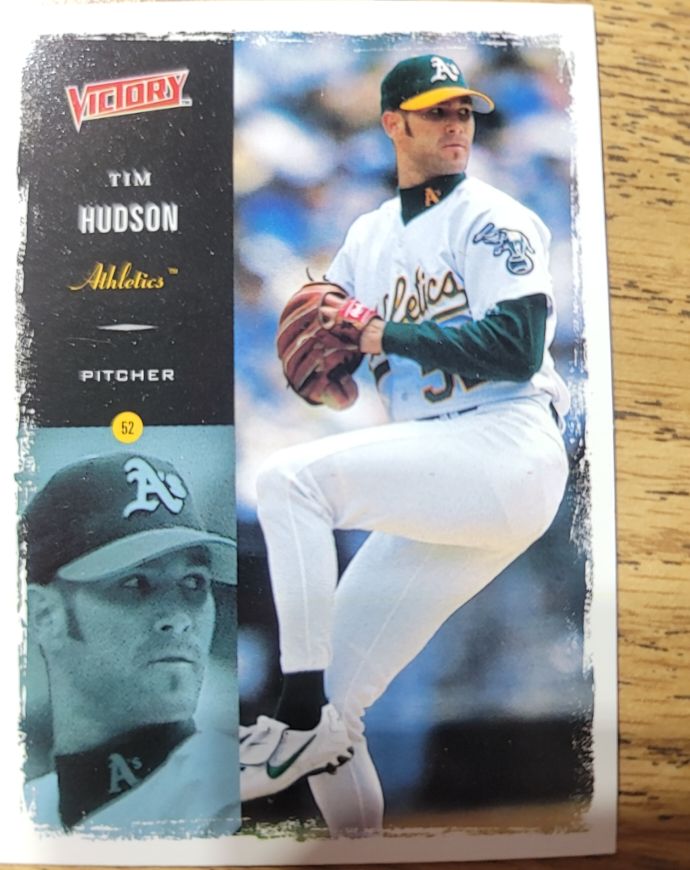 2000 Upper Deck Victory #33 Tim Hudson — front
