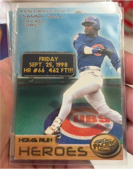 1998 Pacific Home Run Heroes #2 Sammy Sosa — front