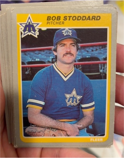 1985 Fleer #502 Bob Stoddard — front