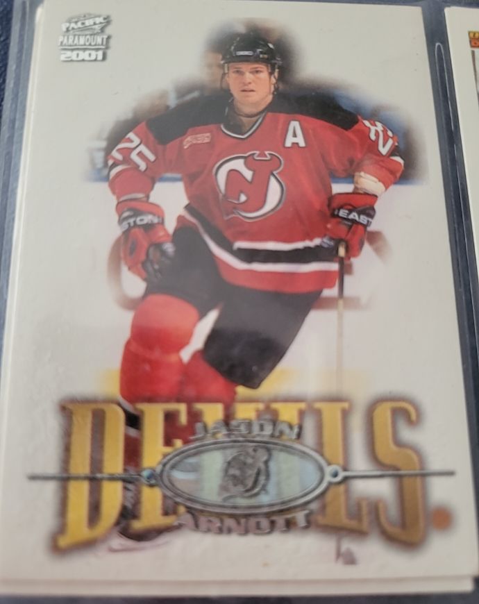 2000-01 Pacific Paramount #141 Jason Arnott — front