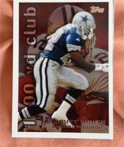 1995 Topps #4 Emmitt Smith — front