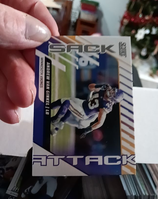 2025 Panini Score #46 Andrew Van Ginkel — front