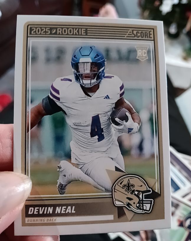 2025 Panini Score #40 Devin Neal — front