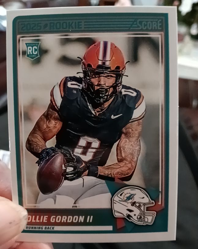 2025 Panini Score #10 Ollie Gordon II — front