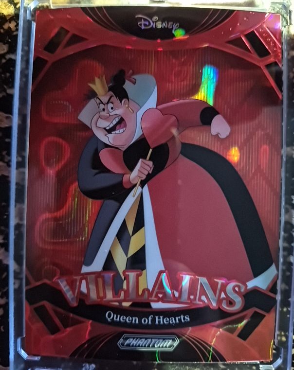 2025 Kakawow Phantom Disney Villains Queen of Hearts — front