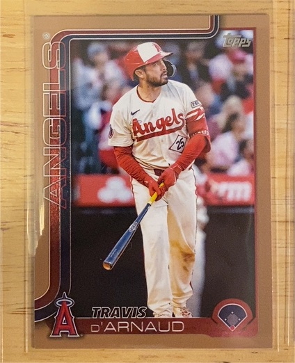 2025 Topps Update #US33 Travis d'Arnaud — front
