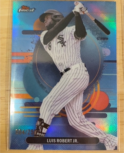 2025 Topps Finest #176 Luis Robert Jr. — front