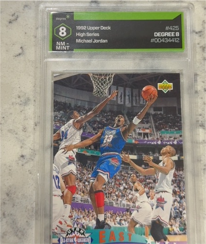 1992 Upper Deck #425 Michael Jordan — front