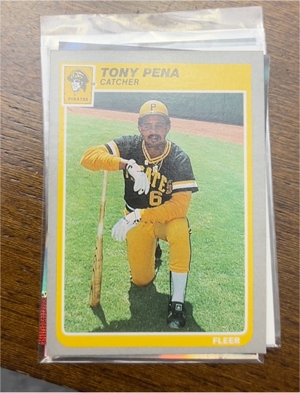 1985 Fleer #472 Tony Pena — front