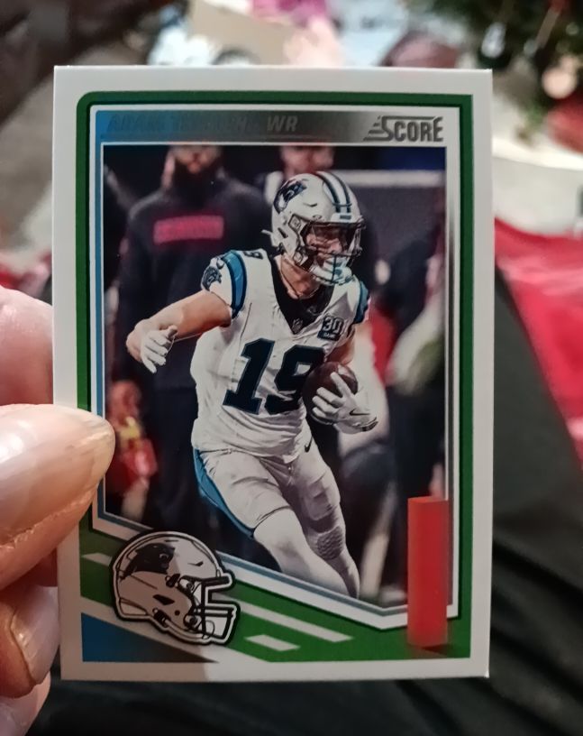 2025 Panini Score #21 Adam Thielen — front