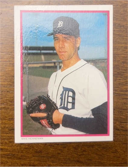 1988 Topps #10 Mike Henneman — front