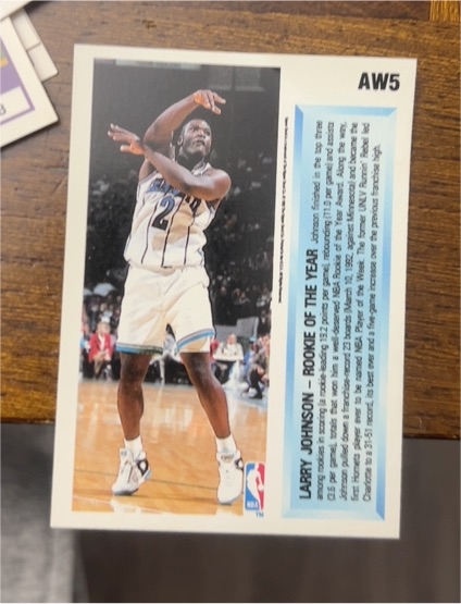 1992-93 Upper Deck #AW5 Larry Johnson Rookie of the Year — front
