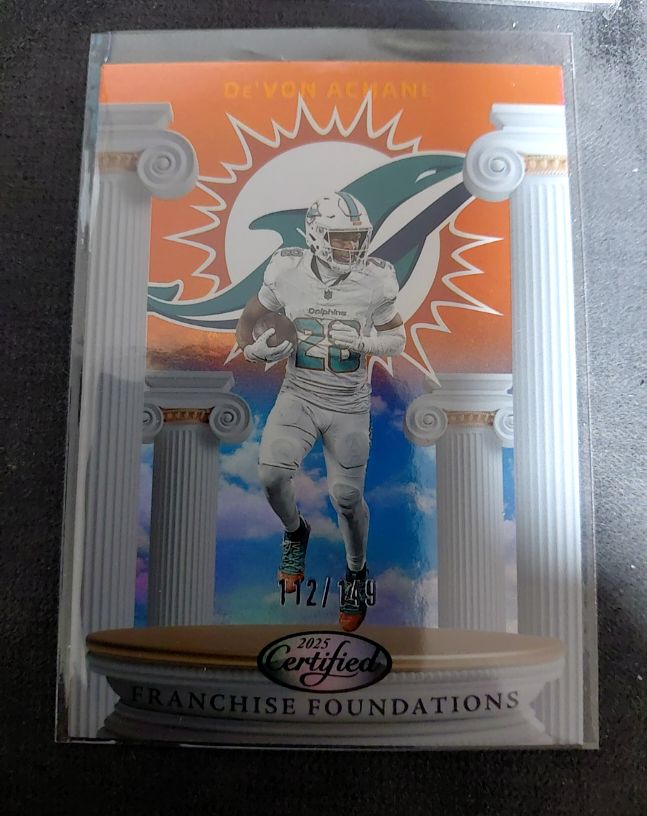 2025 Panini Certified Franchise Foundations #FFO-DAE De'Von Achane — front