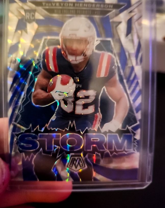 2025 Panini Mosaic #9 TreVeyon Henderson Storm Silver Prizm Rookie — front