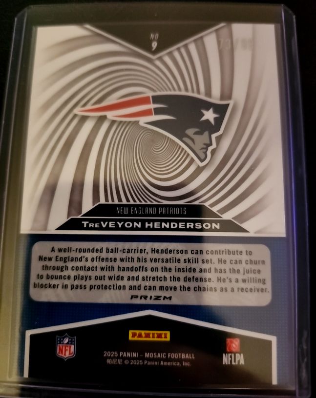 2025 Panini Mosaic Football #9 TreVeyon Henderson — front