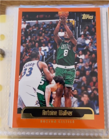 1999 Topps #52 Antoine Walker Boston Celtics — front