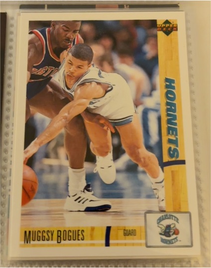 1991-92 Upper Deck #242 Muggsy Bogues Charlotte Hornets — front