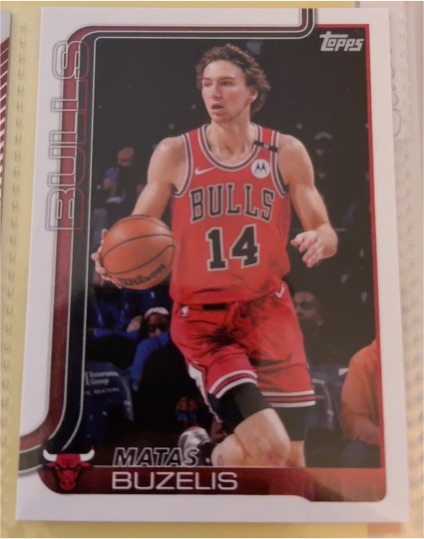 2025-26 Topps #37 Matas Buzelis — front