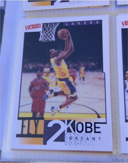 2000-01 Upper Deck Victory #293 Kobe Bryant — front