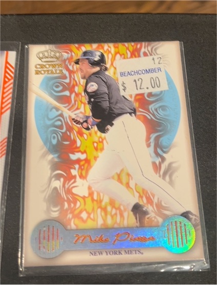 1999 Pacific Crown Royale Pivotal Players Mike Piazza — front