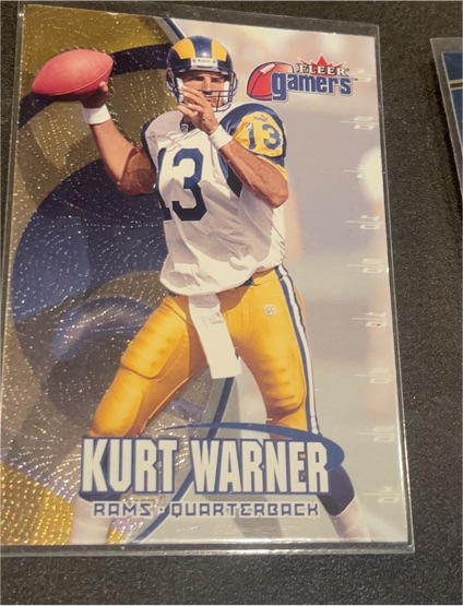 2000 Fleer Gamers #52 Kurt Warner — front
