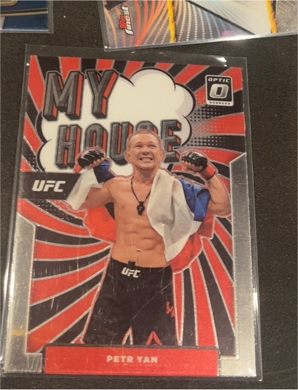 2022 Panini Donruss Optic UFC My House #10 Petr Yan — front