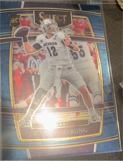2022 Panini Select Draft Picks #11 Carson Strong — front