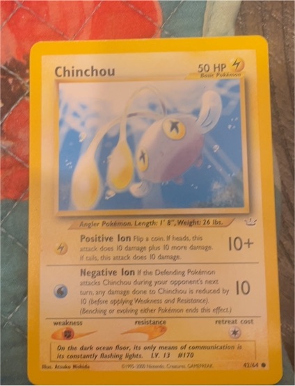 2001 Pokemon Neo Revelation #42 Chinchou — front