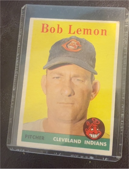 1958 Topps #2 Bob Lemon — front