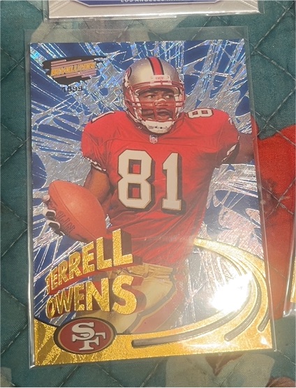 1999 Pacific Revolution #151 Terrell Owens — front