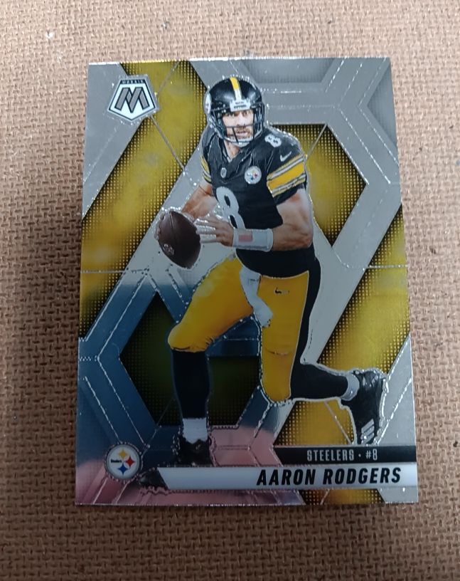 2025 Panini Mosaic #8 Aaron Rodgers — front