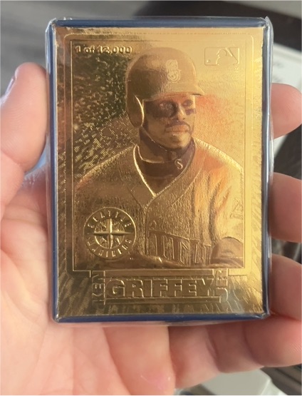 1996 Classic Marketing Group #Ken Griffey Jr. Gold Card 1 of 25000 — front