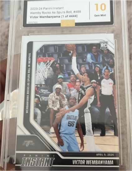 2023-24 Panini Instant #488 Victor Wembanyama — front
