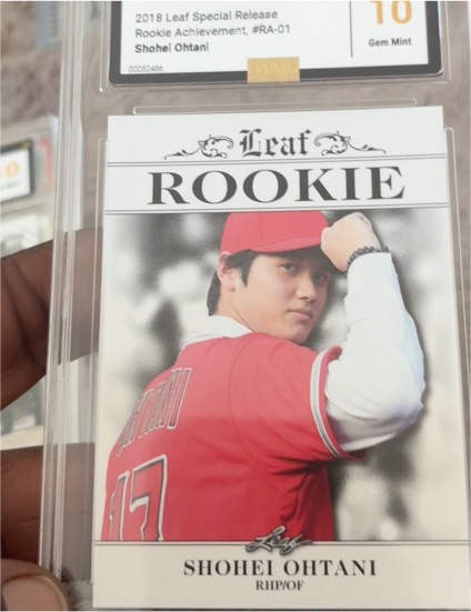 2018 Leaf Rookie Achievement #RA-01 Shohei Ohtani — front