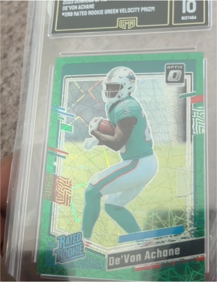 2023 Panini Donruss Optic #299 De'Von Achane Rated Rookie Green Velocity Prizm — front