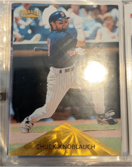 1996 Pinnacle Starburst #6 Chuck Knoblauch — front