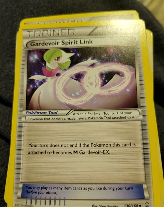 2015 Pokémon Primal Clash #130 Gardevoir Spirit Link — front