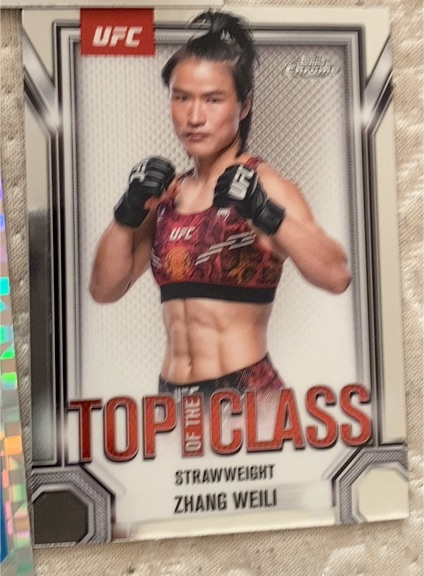 2025 Topps Chrome UFC Top of the Class #TTC-18 Zhang Weili — front