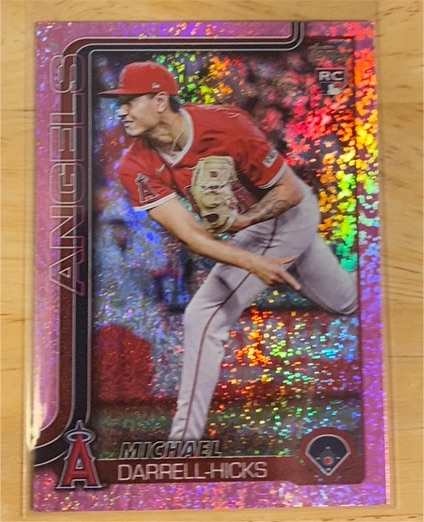 2025 Topps Series 1 Celebration Confetti #Michael Darrell Hicks — front