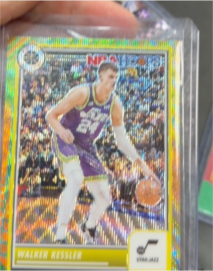 2023-24 Hoops Premium Stock Red Disco Prizm #173 Walker Kessler — front
