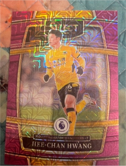 2021-22 Panini Chronicles Select Premier League #246 Hee-Chan Hwang — front