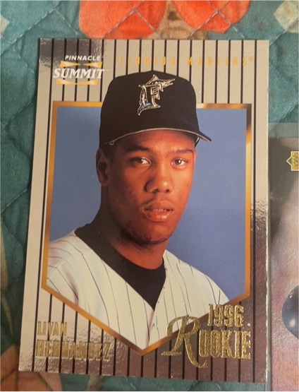 1996 Pinnacle Summit #172 Livan Hernandez — front