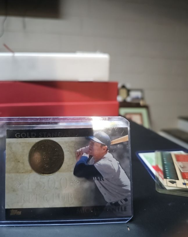 2012 Topps Gold Standard #GS-8 Mickey Mantle — front