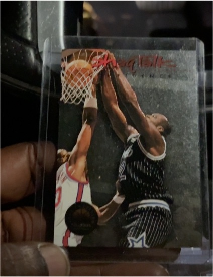 1993-94 SkyBox Premium Shaq Talk #9 Shaquille O'Neal — front