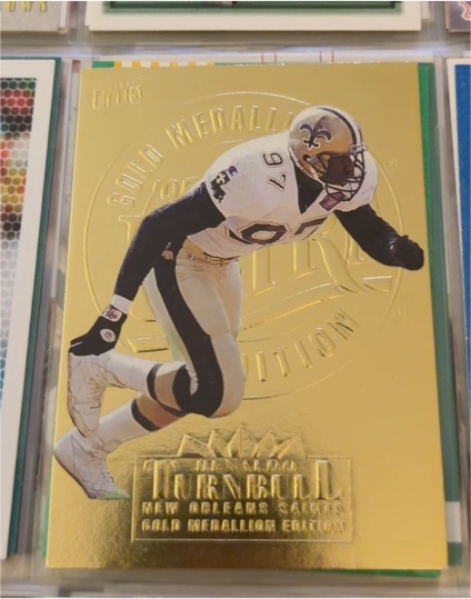 1995 Fleer Ultra #220 Renaldo Turnbull Gold Medallion — front