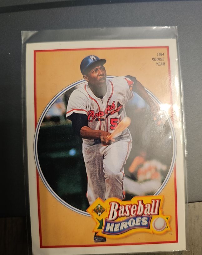 1991 Upper Deck Baseball Heroes #19 Hank Aaron — front