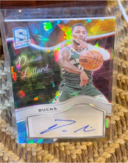 2023-24 Panini Spectra Colorgraphs Auto Damian Lillard — front