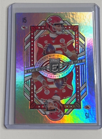 2020 Panini Donruss Elite Elite Deck #15 Patrick Mahomes II — front