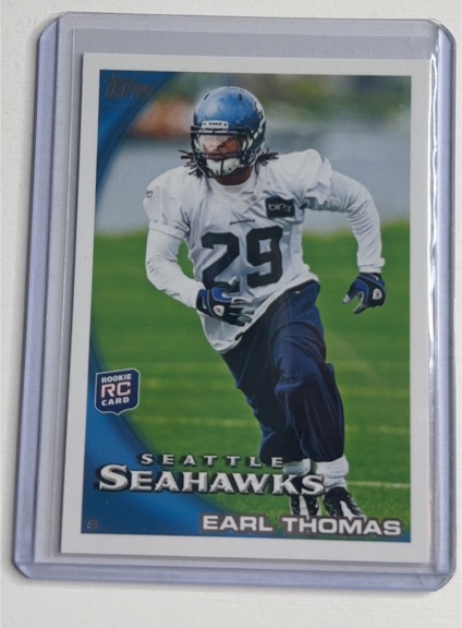 2010 Topps #157 Earl Thomas — front