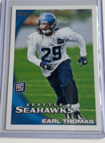 2010 Topps #157 Earl Thomas — front